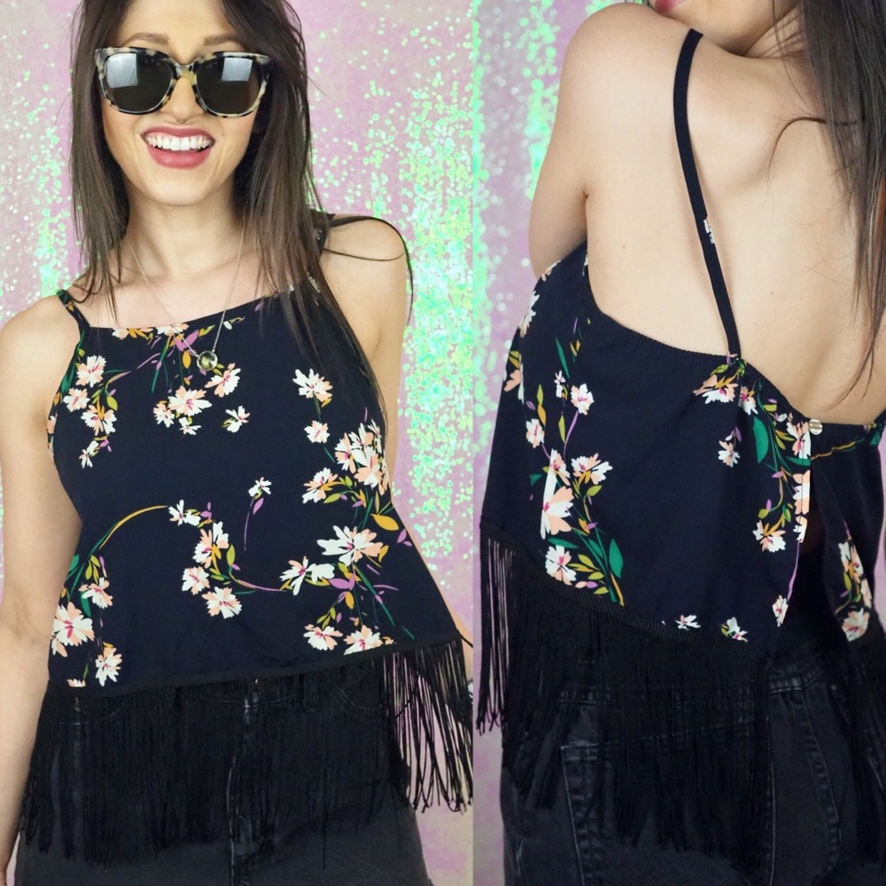 FRINGE CROP Floral Navy Silky Top